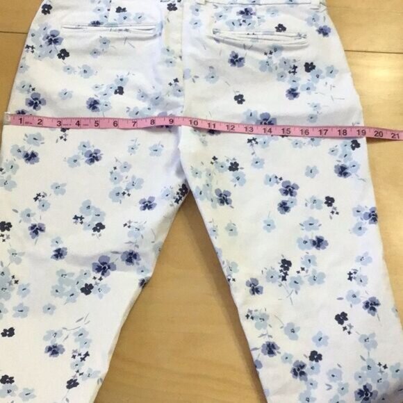 GAP Khakis crop ankle pants slim city white and blue liberty floral chino Pixi 8 - Picture 13 of 14